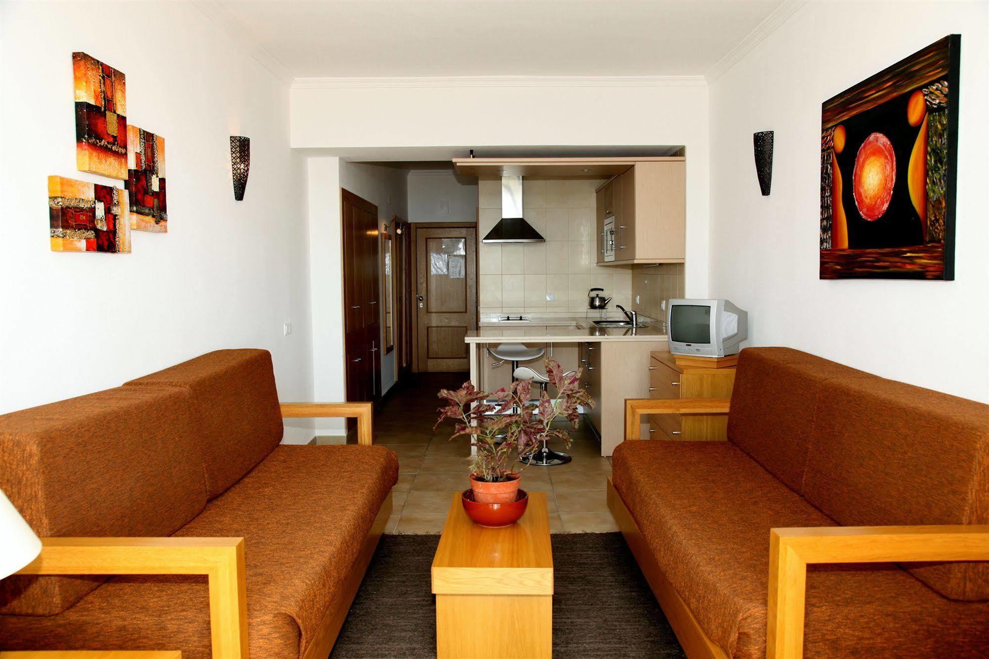 Guadiana Apartment มงติกอร์โด ภายนอก รูปภาพ